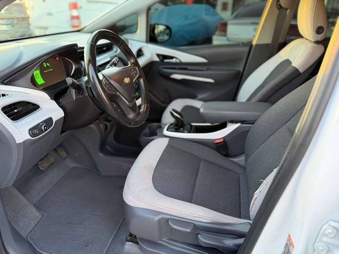 Used 2019 Chevrolet Bolt LT image 8