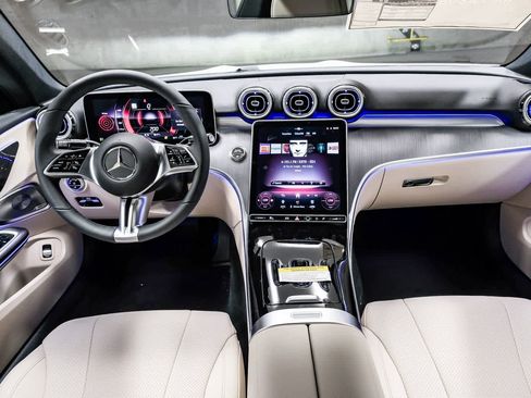 New 2026 Mercedes-Benz CLE 300 4MATIC Coupe image 7