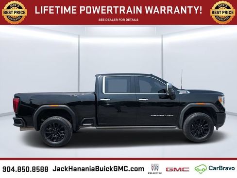 Used 2023 GMC Sierra 3500 Denali w/ Denali Black Diamond Edition AWD/4WD image 3