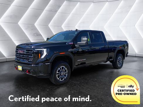 Used 2025 GMC Sierra 2500 AT4 AWD/4WD image 1