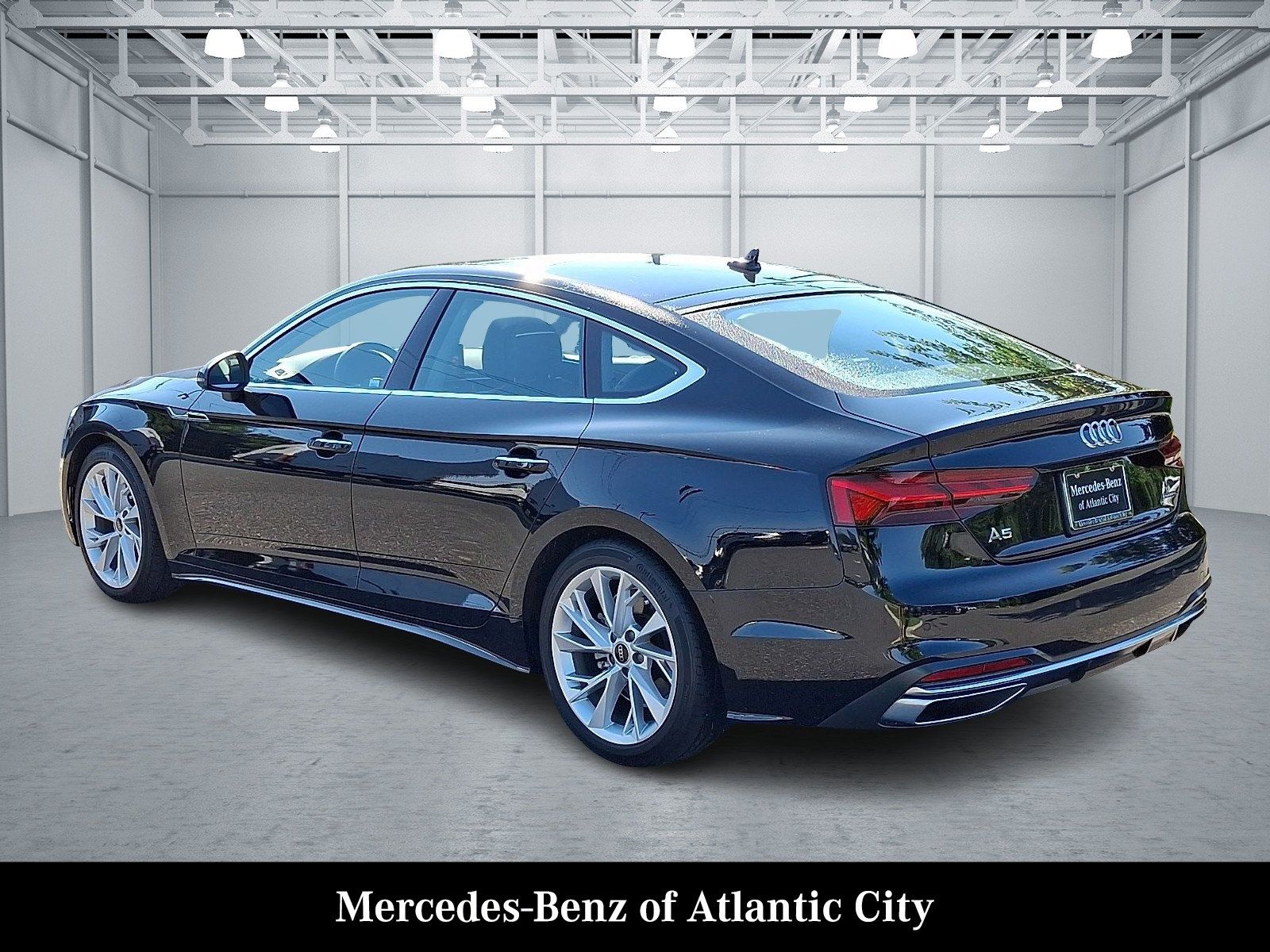 Used 2023 Audi A5 2.0T Premium w/ Convenience Package AWD/4WD image 4