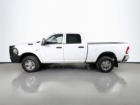 Used 2023 RAM 2500 Tradesman AWD/4WD image 9