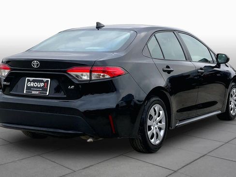 Used 2022 Toyota Corolla LE FWD image 13