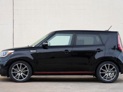 Used 2018 Kia Soul ! w/ Tech Package FWD image 8