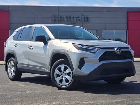 Certified 2023 Toyota RAV4 LE AWD/4WD image 5