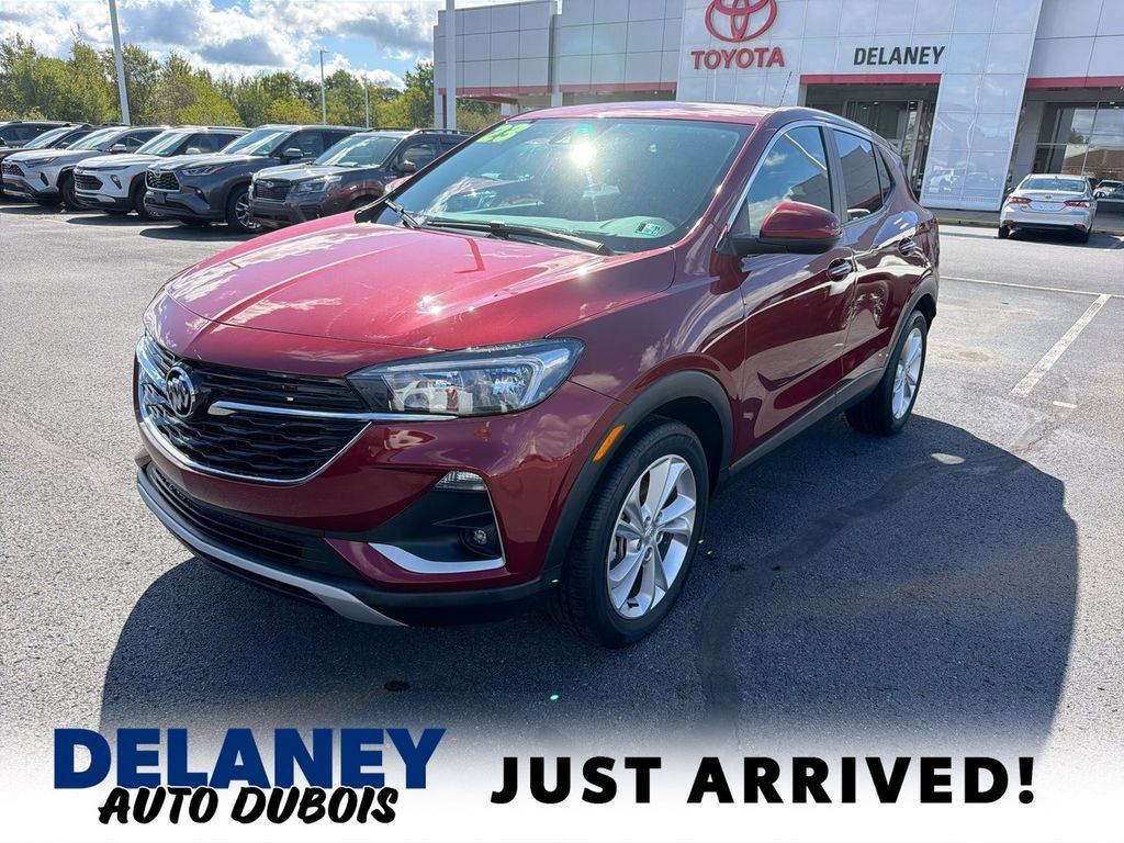 Used 2023 Buick Encore GX Preferred w/ Cold Weather Comfort Package FWD image 4