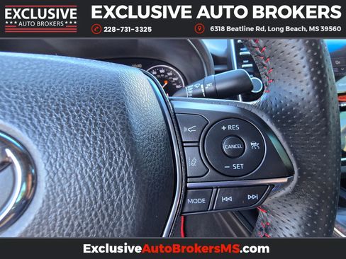 Used 2021 Toyota Avalon TRD image 24