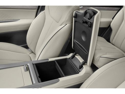 Used 2024 Hyundai Palisade Calligraphy AWD/4WD image 9
