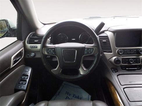 Used 2016 GMC Yukon Denali w/ Open Road Package image 12