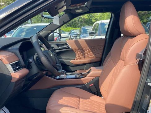 New 2025 Mitsubishi Outlander SEL image 7