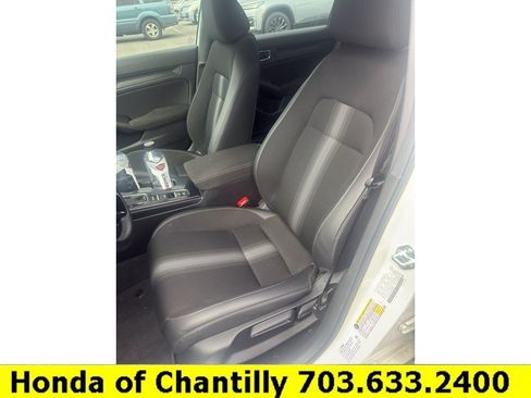 Used 2024 Honda Civic Sport image 5