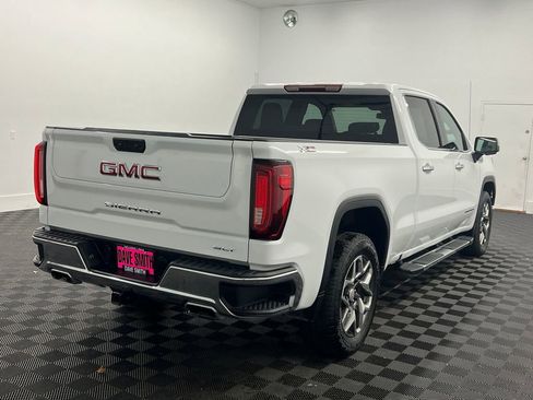 Used 2024 GMC Sierra 1500 SLT image 8