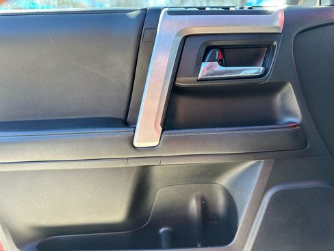 Used 2020 Toyota 4Runner SR5 RWD image 12