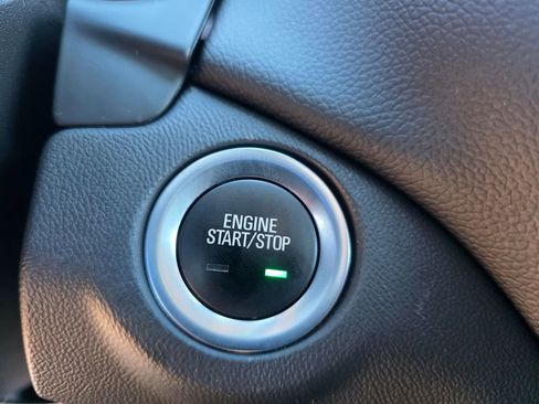 Used 2022 Chevrolet Equinox LT image 19