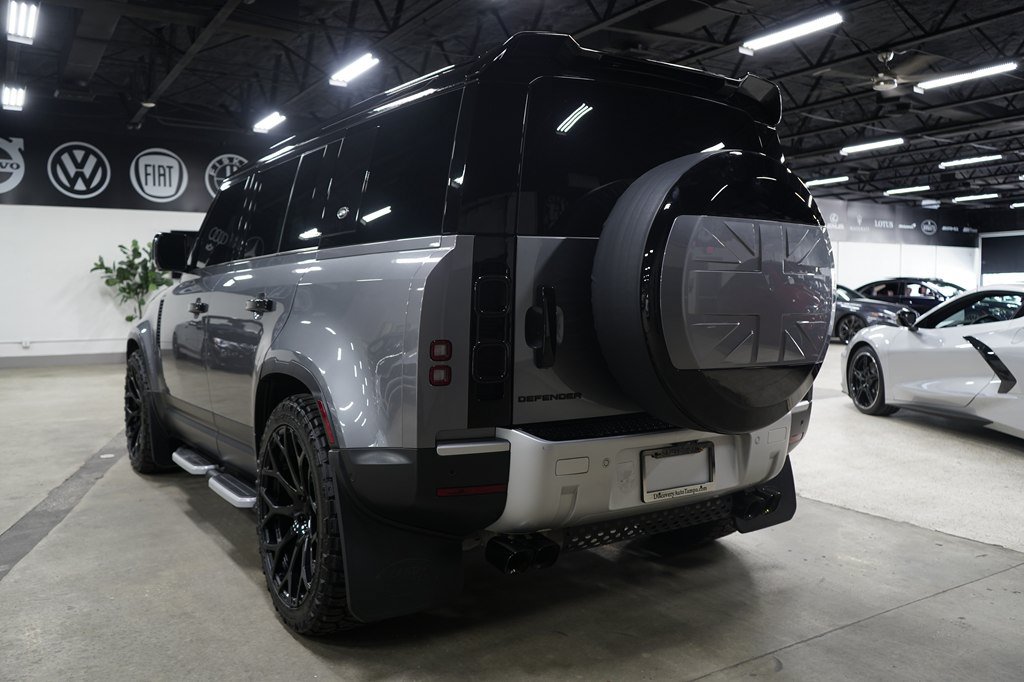 Used 2023 Land Rover Defender 110 S AWD/4WD image 41