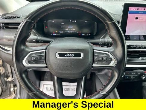 Used 2022 Jeep Compass Trailhawk w/ Trailhawk Elite Group AWD/4WD image 17