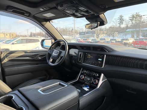 Certified 2024 GMC Yukon XL Denali w/ Denali Reserve Package image 16