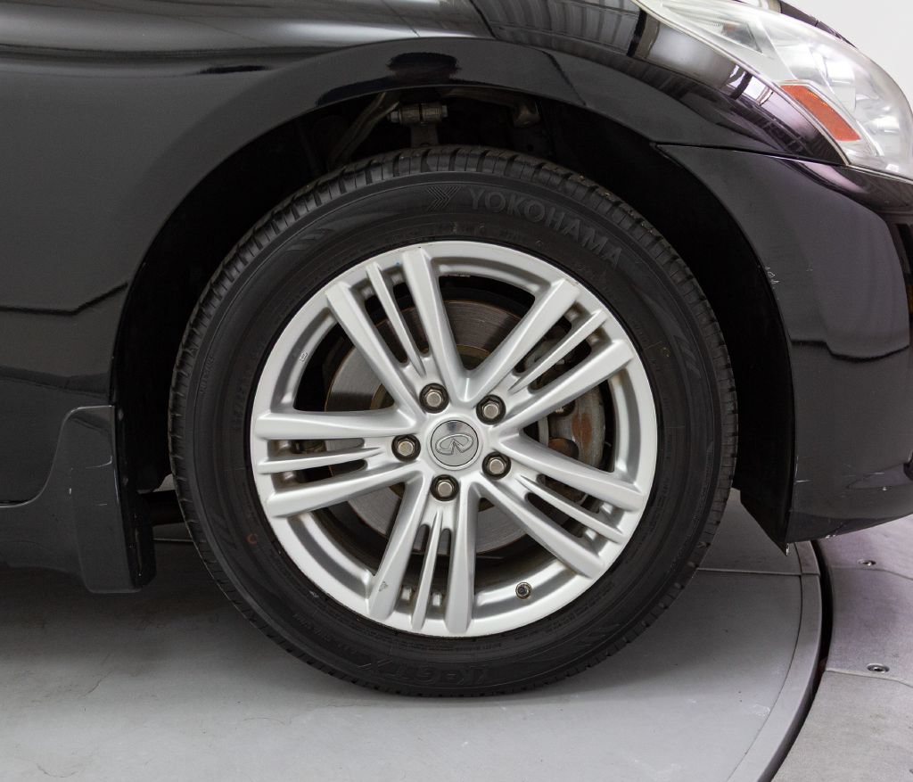 Used 2013 INFINITI G37 x Sedan w/ Premium Pkg AWD/4WD image 36