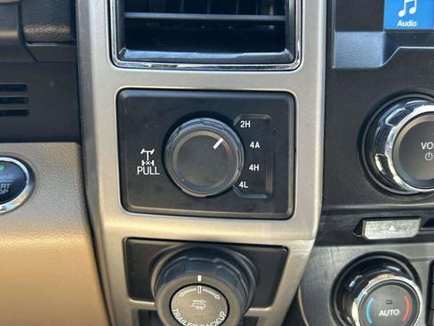 Used 2017 Ford F150 Lariat AWD/4WD image 27
