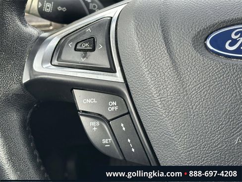 Used 2019 Ford Fusion Titanium image 23