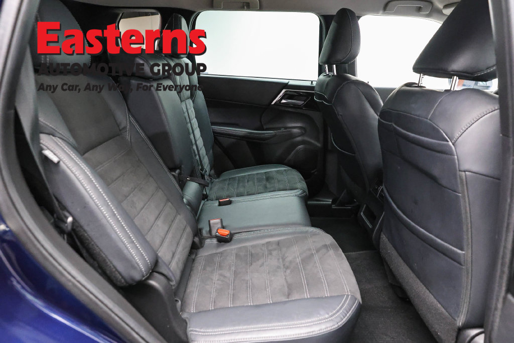 Used 2023 Mitsubishi Outlander SE AWD/4WD image 22