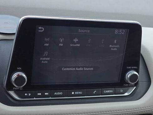 Certified 2021 Nissan Rogue SV w/ Premium Package FWD image 19