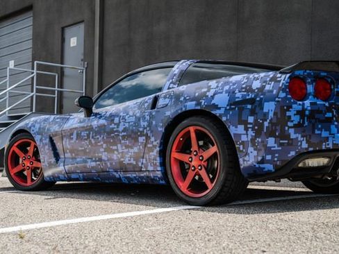 Used 2006 Chevrolet Corvette Coupe w/ Preferred Equipment Group image 43