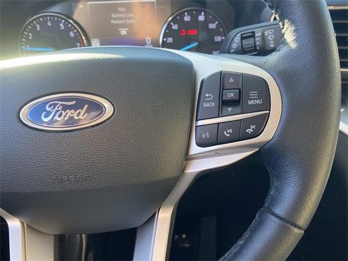 Certified 2022 Ford Explorer XLT w/ Equipment Group 202A image 34