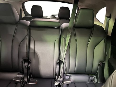 New 2026 Acura MDX SH-AWD image 39