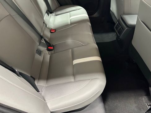 Used 2025 Toyota Camry SE image 53