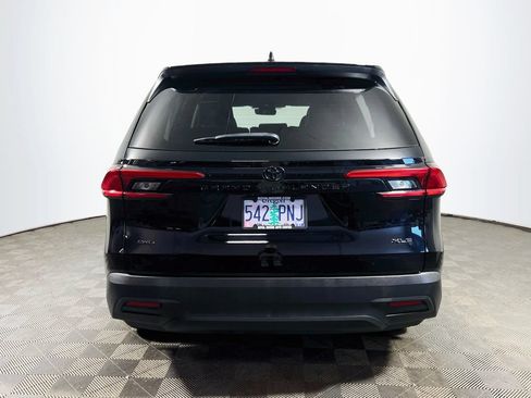 Certified 2024 Toyota Grand Highlander AWD image 6