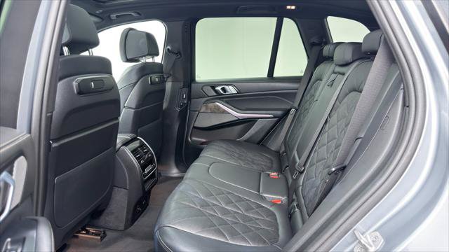 Used 2025 BMW X5 sDrive40i RWD image 17
