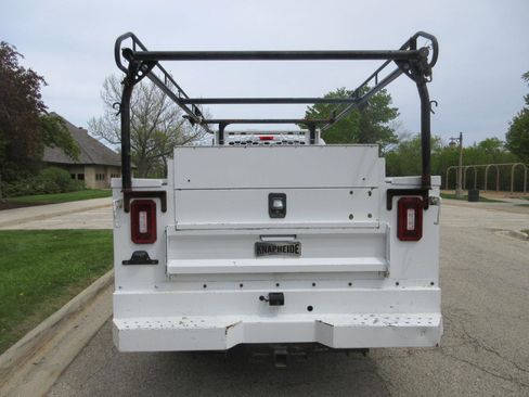 Used 2018 Ford F350 XL w/ Power Equipment Group RWD image 12