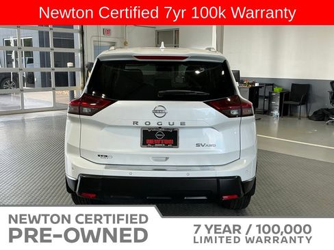 Used 2024 Nissan Rogue SV w/ SV Premium Package AWD/4WD image 5