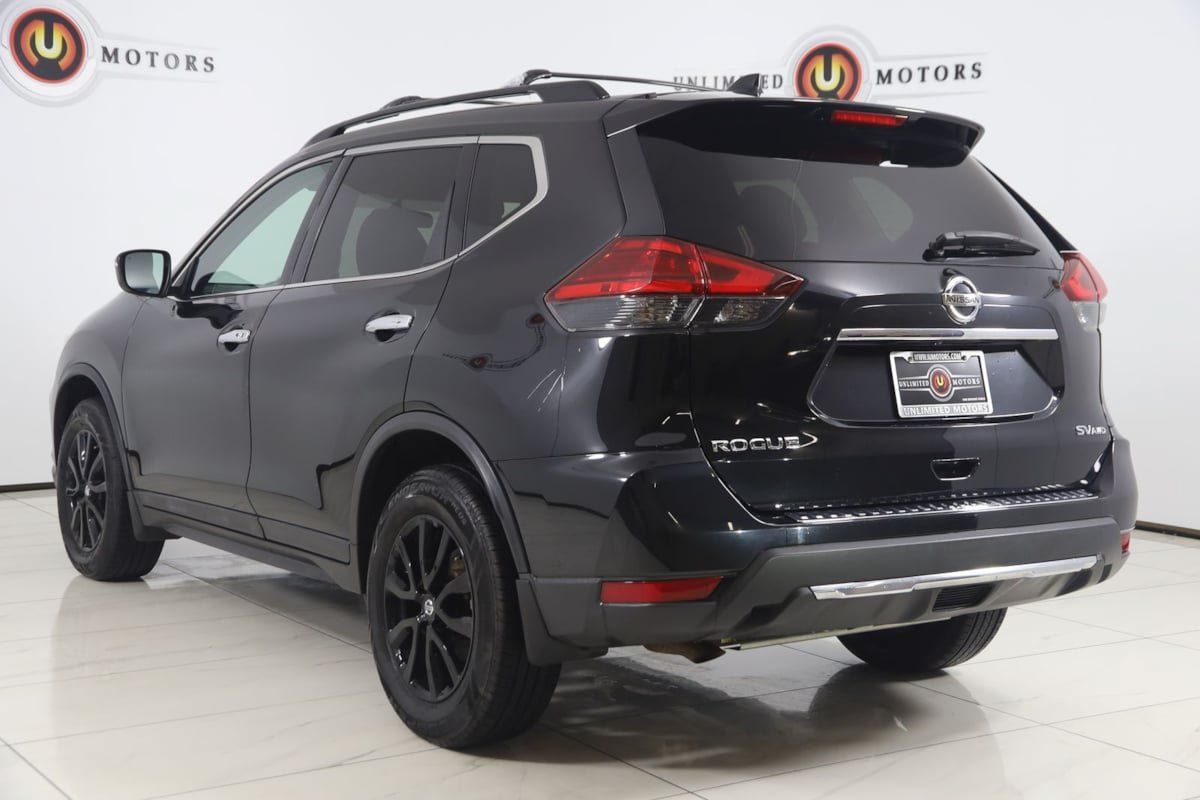 Used 2017 Nissan Rogue SV w/ Midnight Edition AWD/4WD image 4