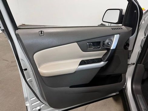 Used 2011 Ford Edge Limited w/ Vision Pkg AWD/4WD image 24