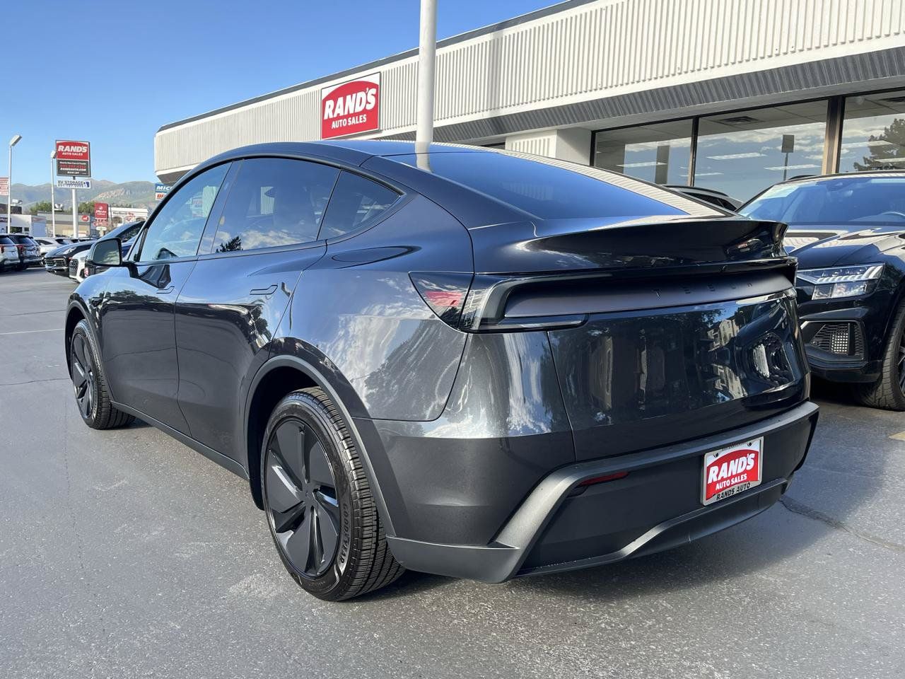 Used 2026 Tesla Model Y Long Range RWD image 26