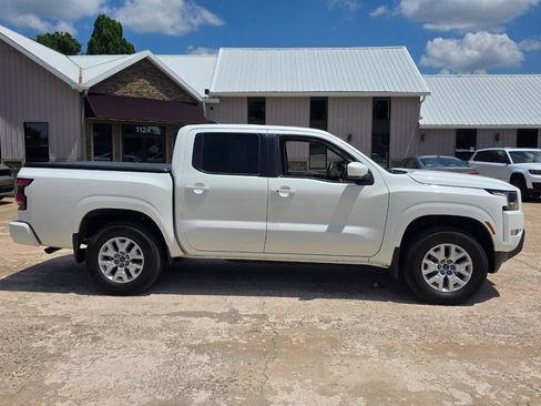 Used 2023 Nissan Frontier SV w/ SV Convenience Package AWD/4WD image 21