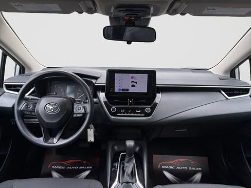Used 2024 Toyota Corolla LE FWD image 22