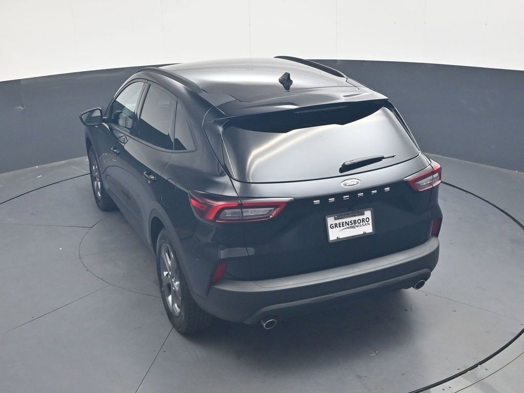 Used 2025 Ford Escape ST-Line FWD image 28