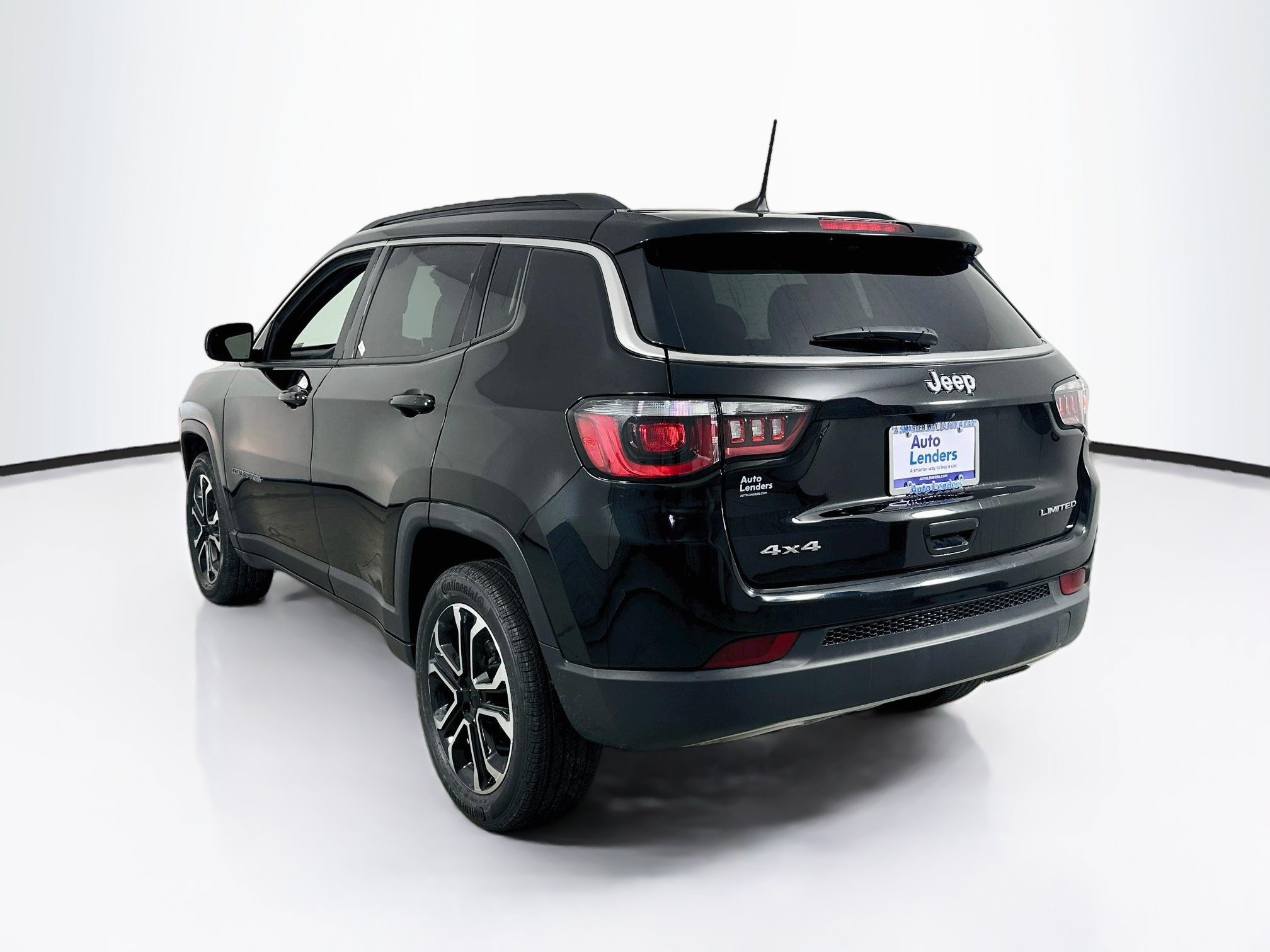 Used 2023 Jeep Compass Limited AWD/4WD image 7