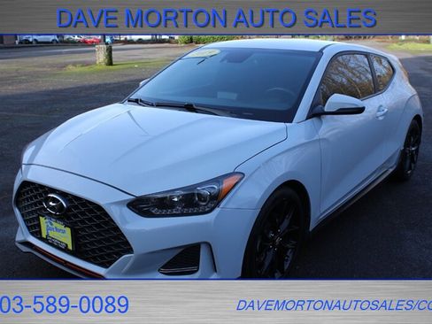 Used 2019 Hyundai Veloster Turbo R-Spec image 2