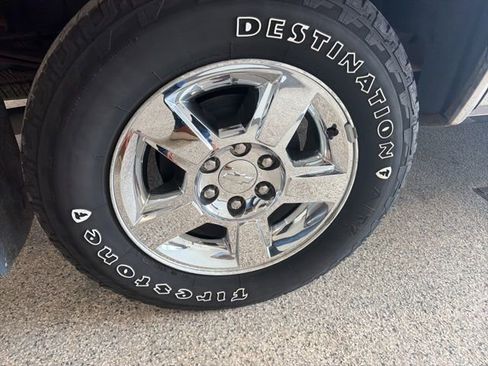 Used 2013 Chevrolet Silverado 1500 LTZ w/ Chrome Essentials Package AWD/4WD image 6