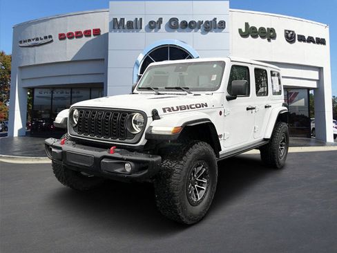Used 2025 Jeep Wrangler Unlimited Rubicon AWD/4WD image 1