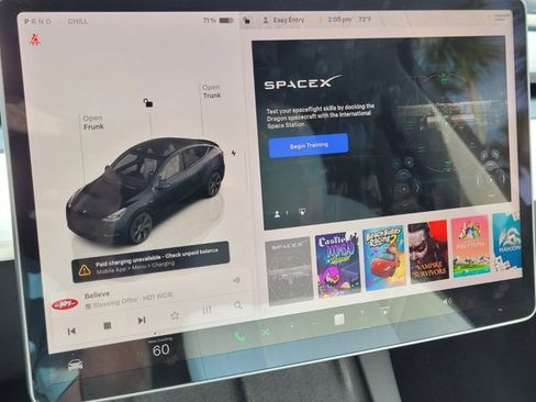 Used 2024 Tesla Model Y Long Range image 30