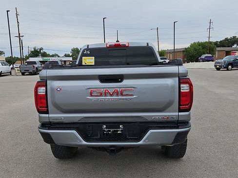 Used 2023 GMC Canyon AT4X w/ Edition 1 AWD/4WD image 4