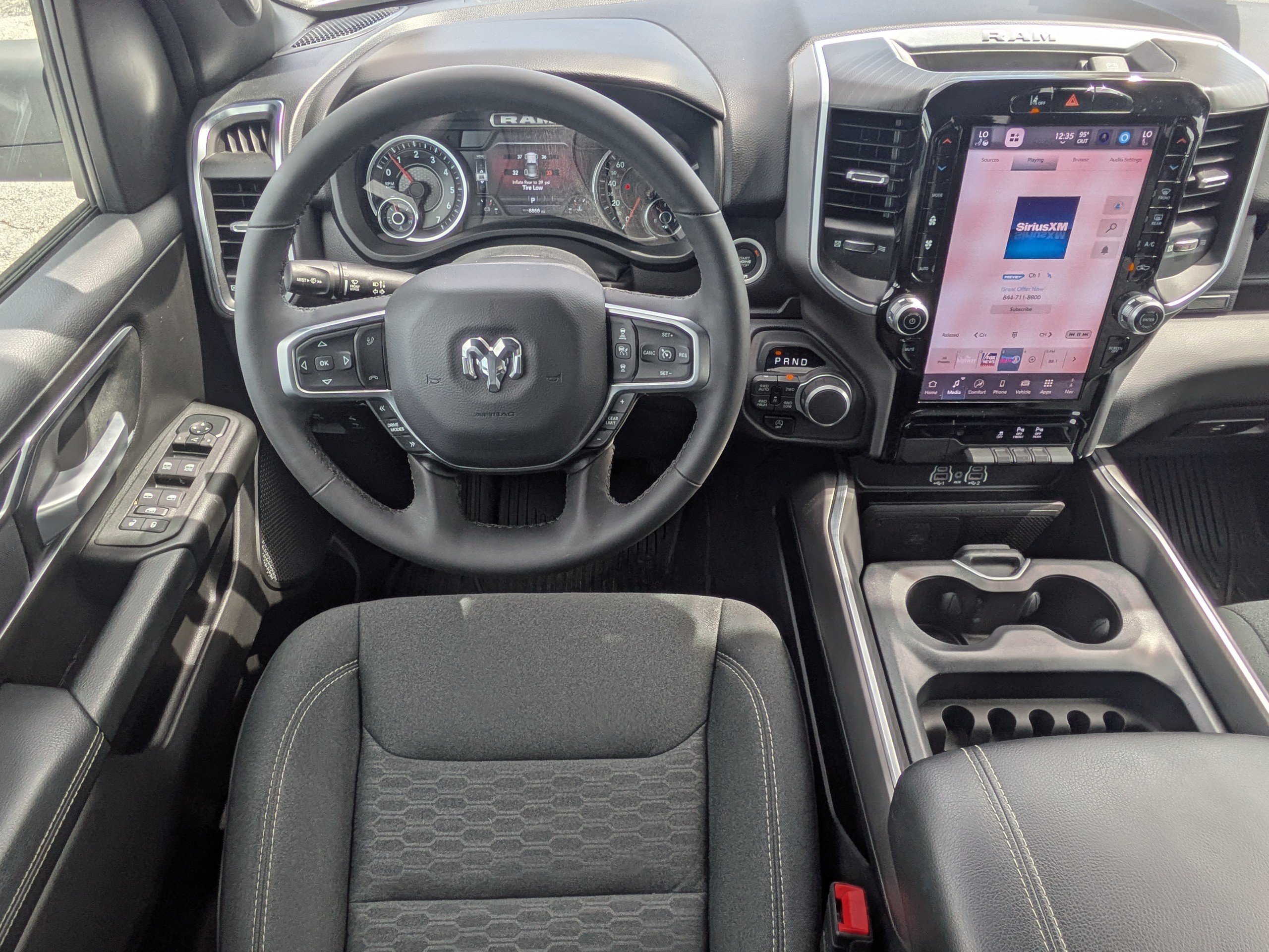 Used 2025 RAM 1500 Big Horn AWD/4WD image 16