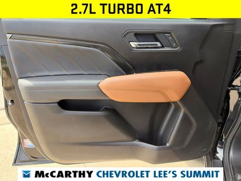 Used 2025 GMC Canyon AT4 AWD/4WD image 44