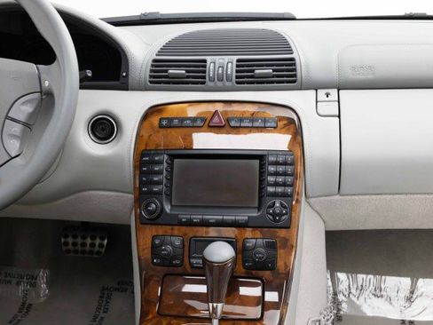 Used 2005 Mercedes-Benz CL 65 AMG image 14