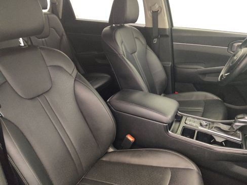 Used 2022 Kia Sorento S w/ Panoramic Sunroof Package FWD image 21